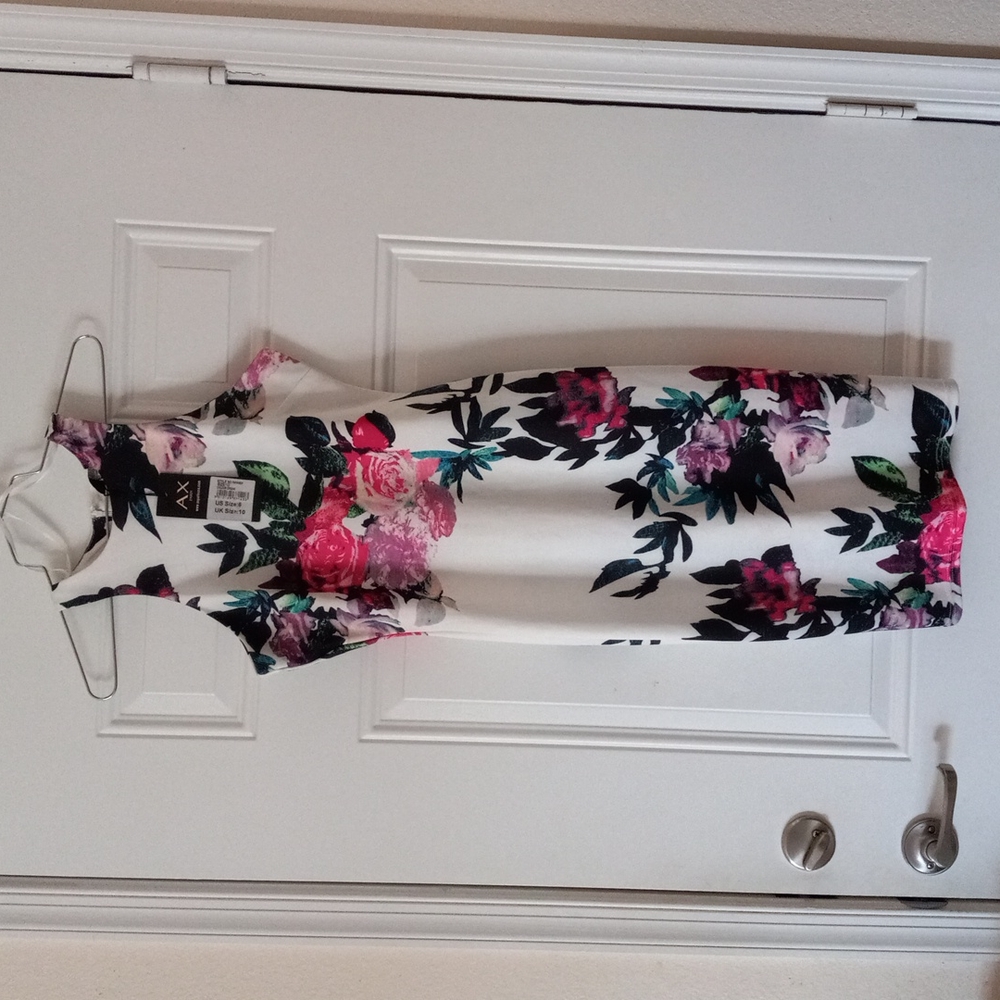 AX Paris Sleeveless Dress White Floral Sz 6